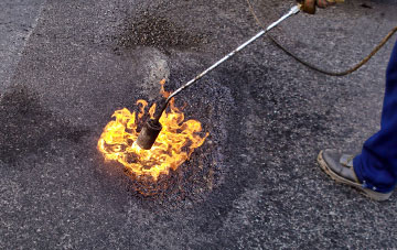 Llandygwydd flat roofing repairs